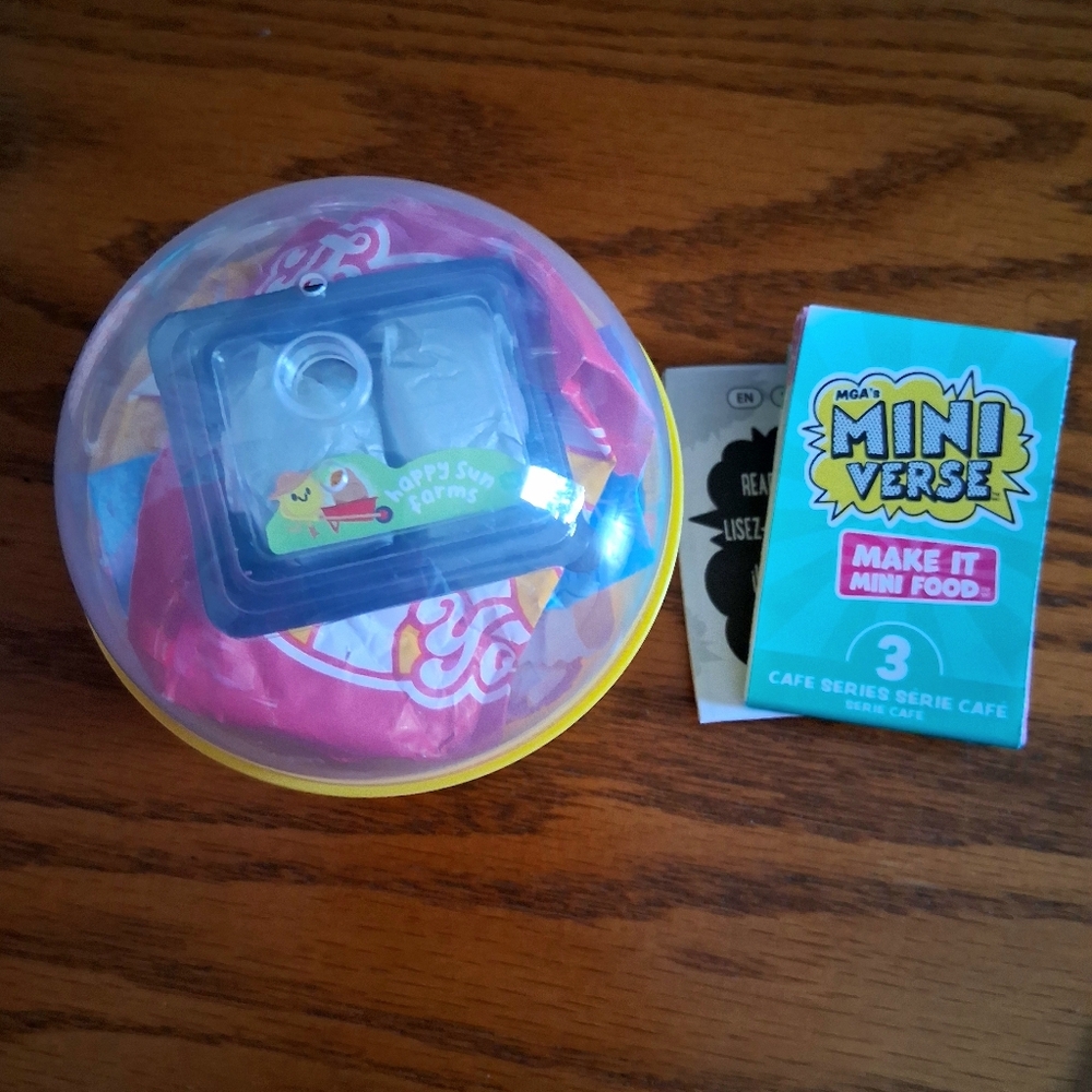 MGA Miniverse make it mini food cafe series 3 minis